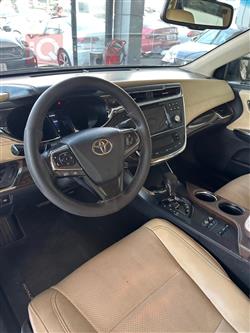 تويوتا أفالون